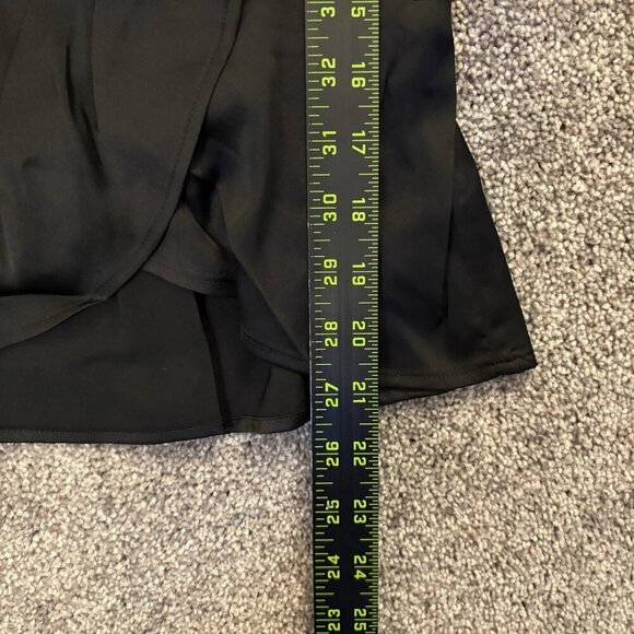 Express Women's Satin Draped Top Size XS Black Long Sleeves Faux Wrap NWT $58 - Picture 14 of 16